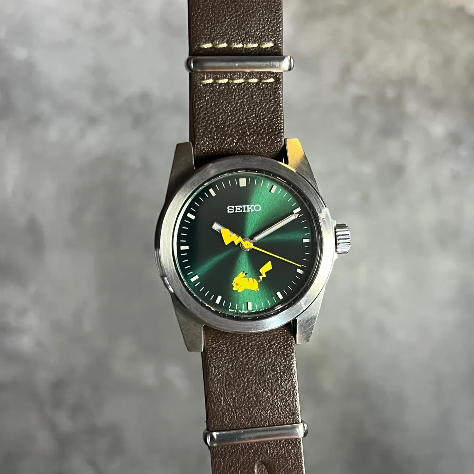 Thumb Seiko Selection × Pokémon SCXP177 Limited Edition (1,200 Pieces) Stainless Steel Green Pikachu Dial (LX2297)
