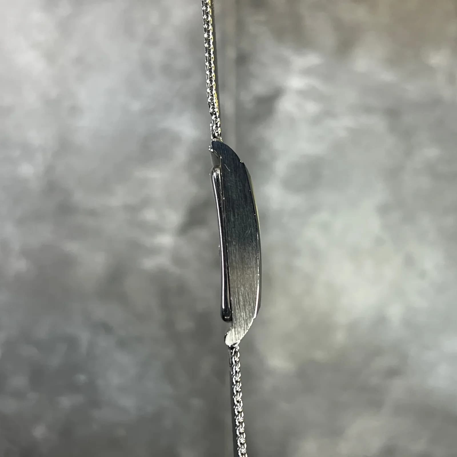 Thumb LIP Churchill T18 Small Second Rectangle SS Ref. 1663002