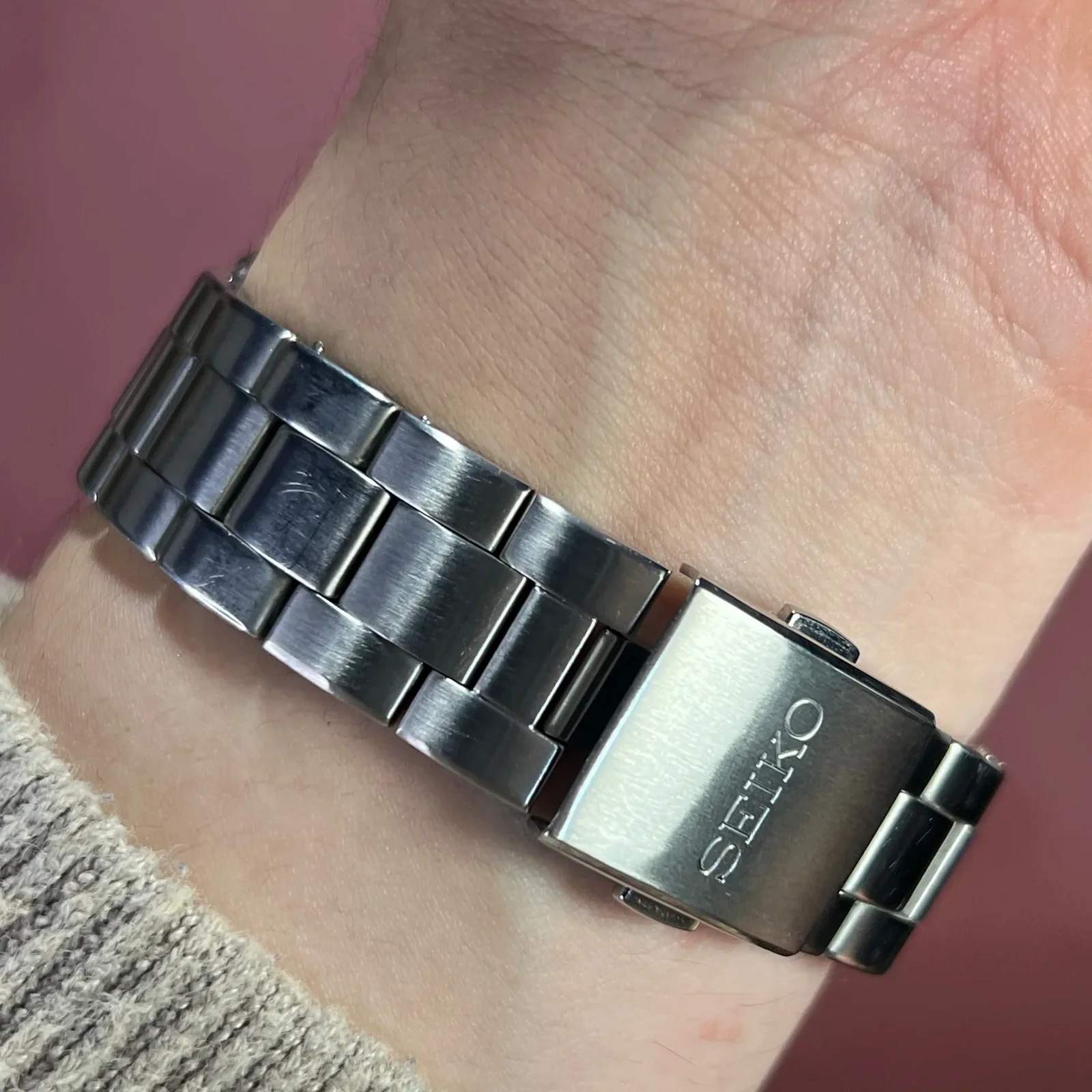 Thumb Mechanical Stainless Stainless Steel / Black / Bracelet