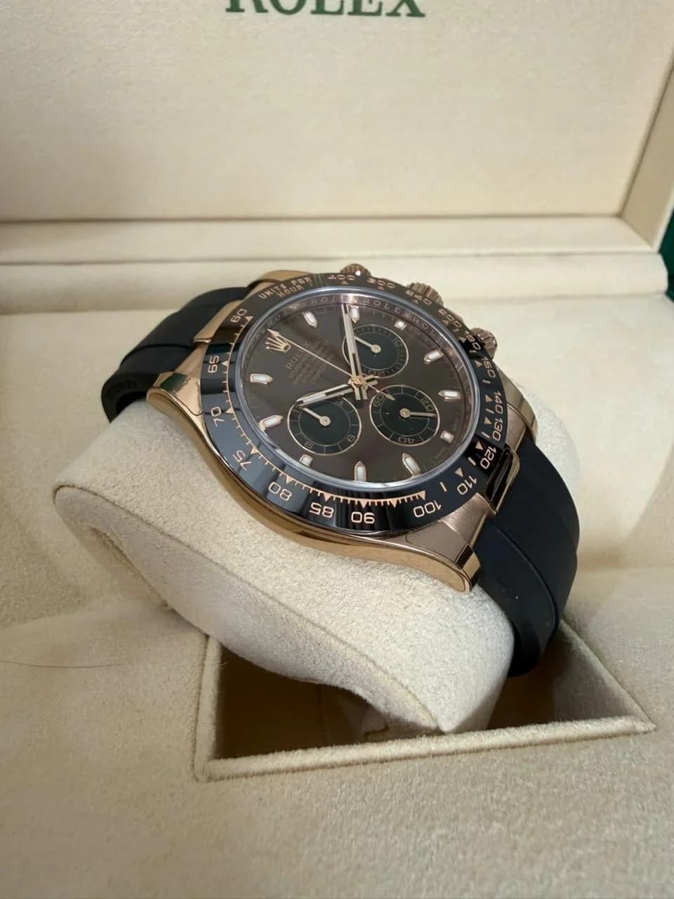 Thumb Cosmograph Daytona Everose / Cerachrom / Chocolate / Oysterflex