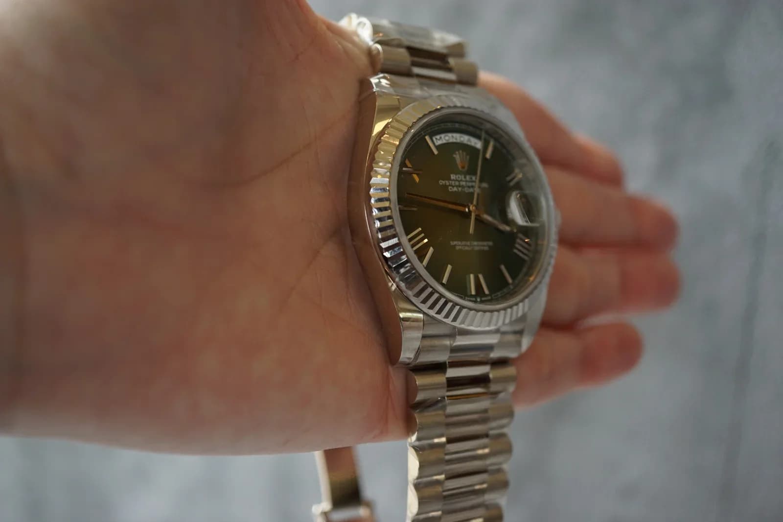 Thumb Day-Date 40 White Gold / Green - Roman