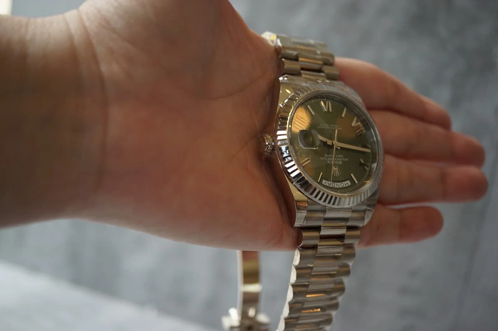 Thumb Day-Date 40 White Gold / Green - Roman