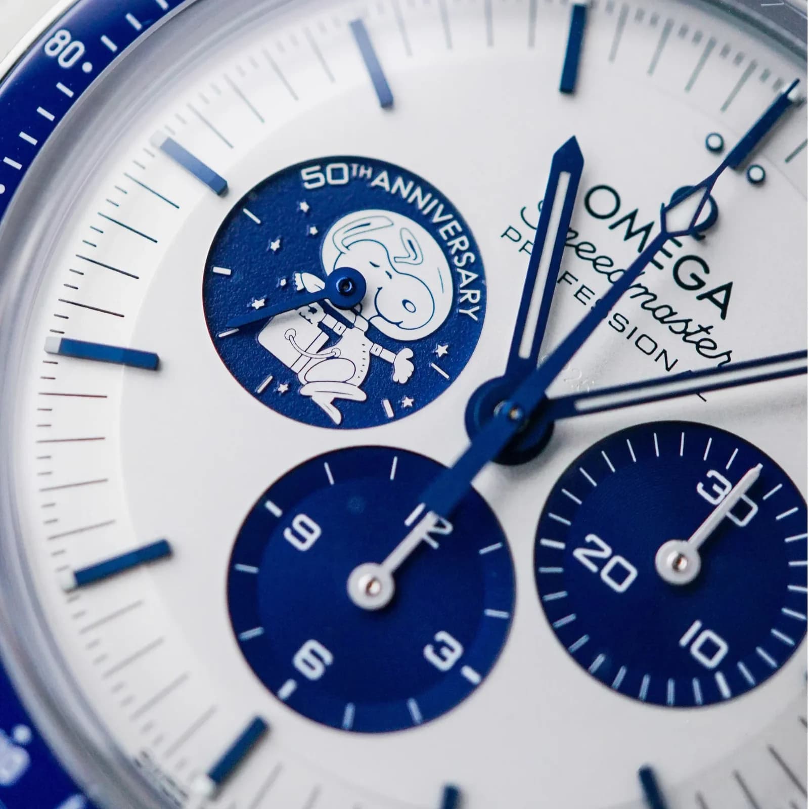 Thumb Speedmaster Professional Moonwatch Apollo 13 50th Anniversary Snoopy