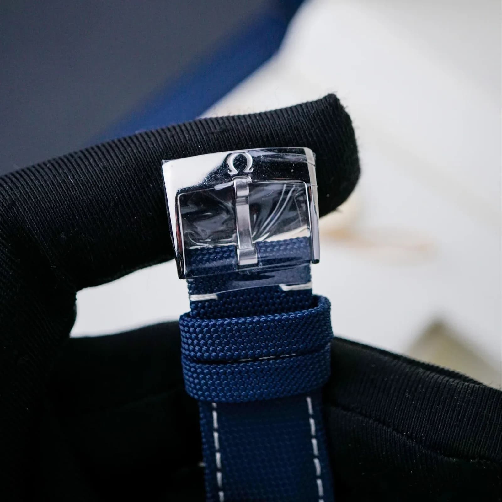 Thumb Speedmaster Professional Moonwatch Apollo 13 50th Anniversary Snoopy