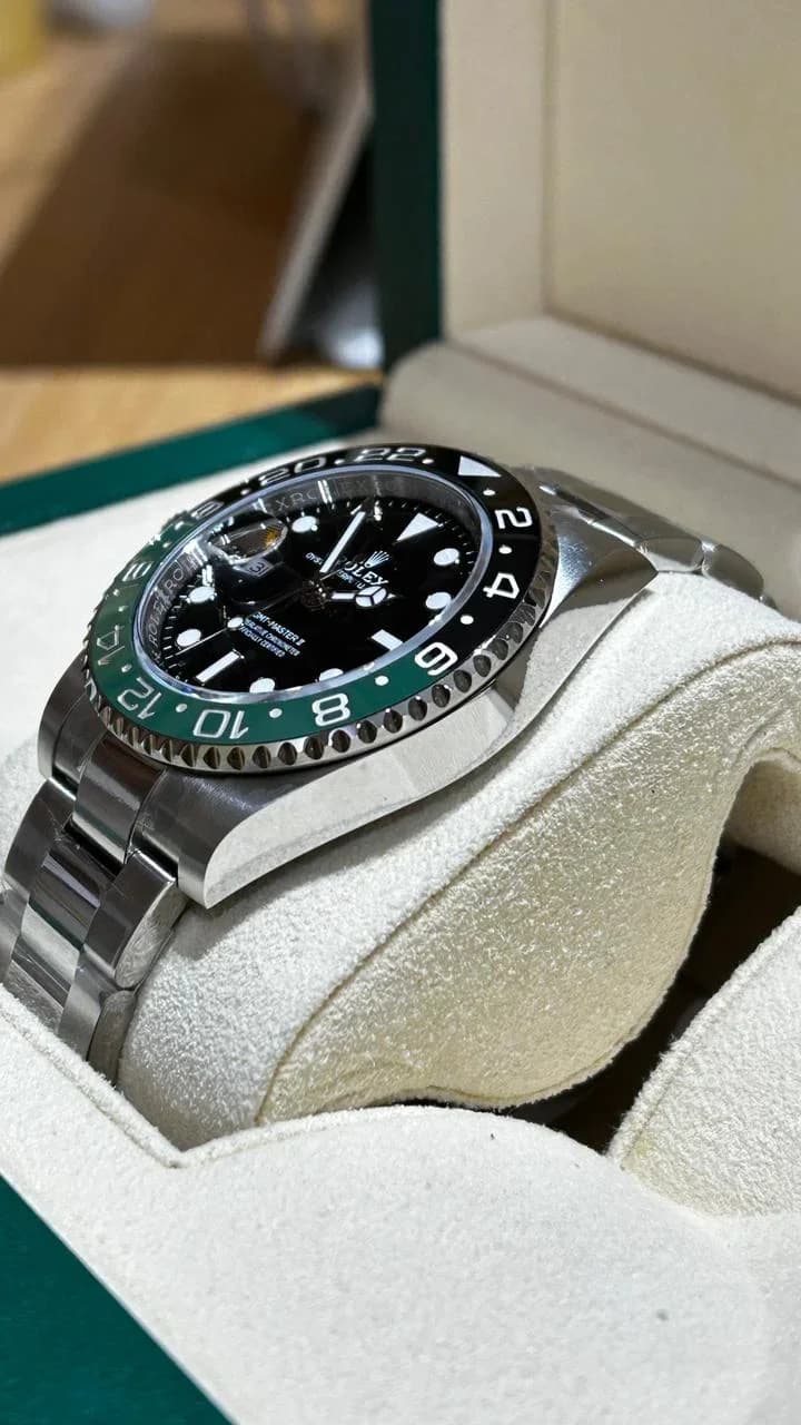 Thumb GMT-Master II Stainless Steel / VTNR / Oyster