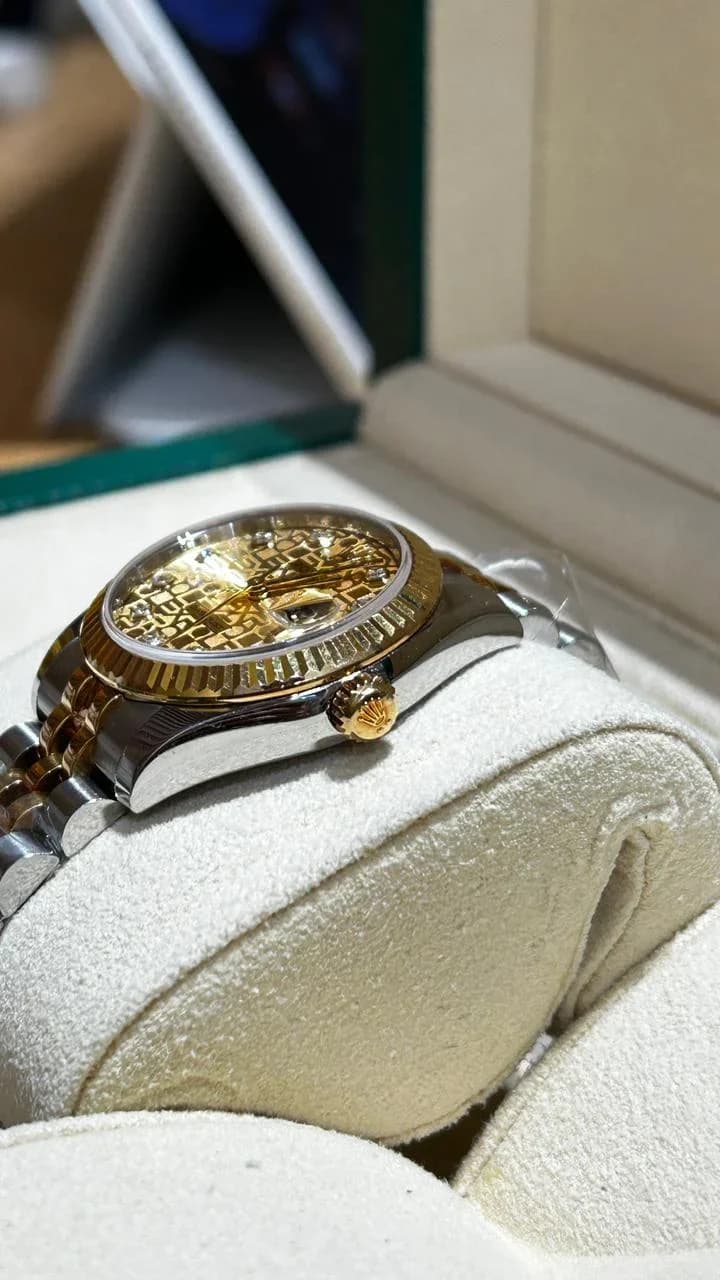 Thumb Datejust 31 Rolesor Yellow Fluted / Jubilee / Champagne Computer