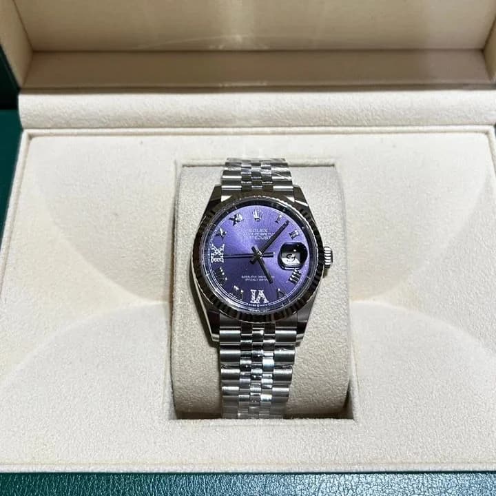 Thumb Datejust 36 Stainless Steel / Fluted / Aubergine Roman-Diamonds / Jubilee