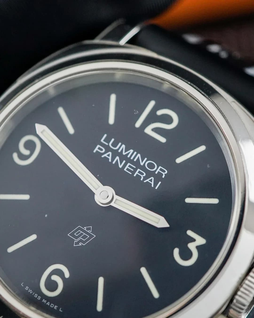 Thumb Luminor Base 44 Logo 3 Days Stainless Steel / Black