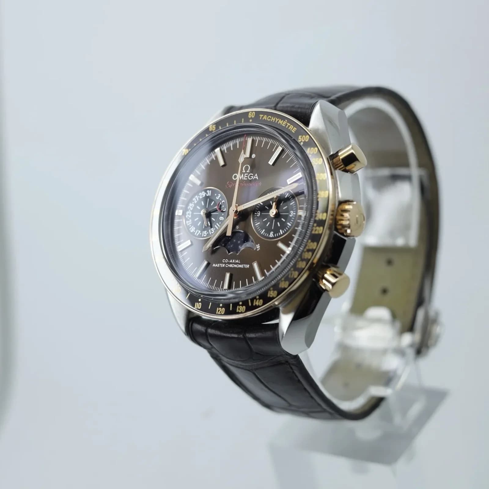 Thumb Speedmaster Moonphase Chronograph Master Chronometer Stainless Steel / Sedna Gold / Brown