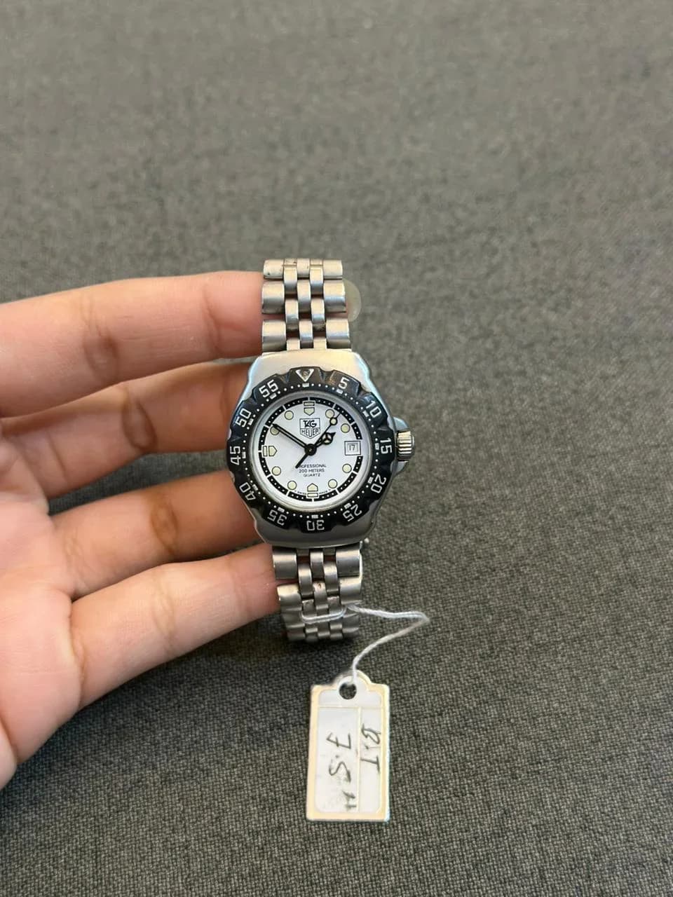 Thumb Formula 1 Professional Quartz Ladies / White