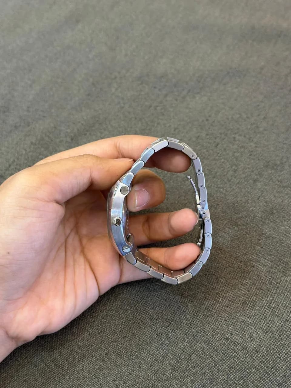 Thumb Ergon Quartz Stainless Steel