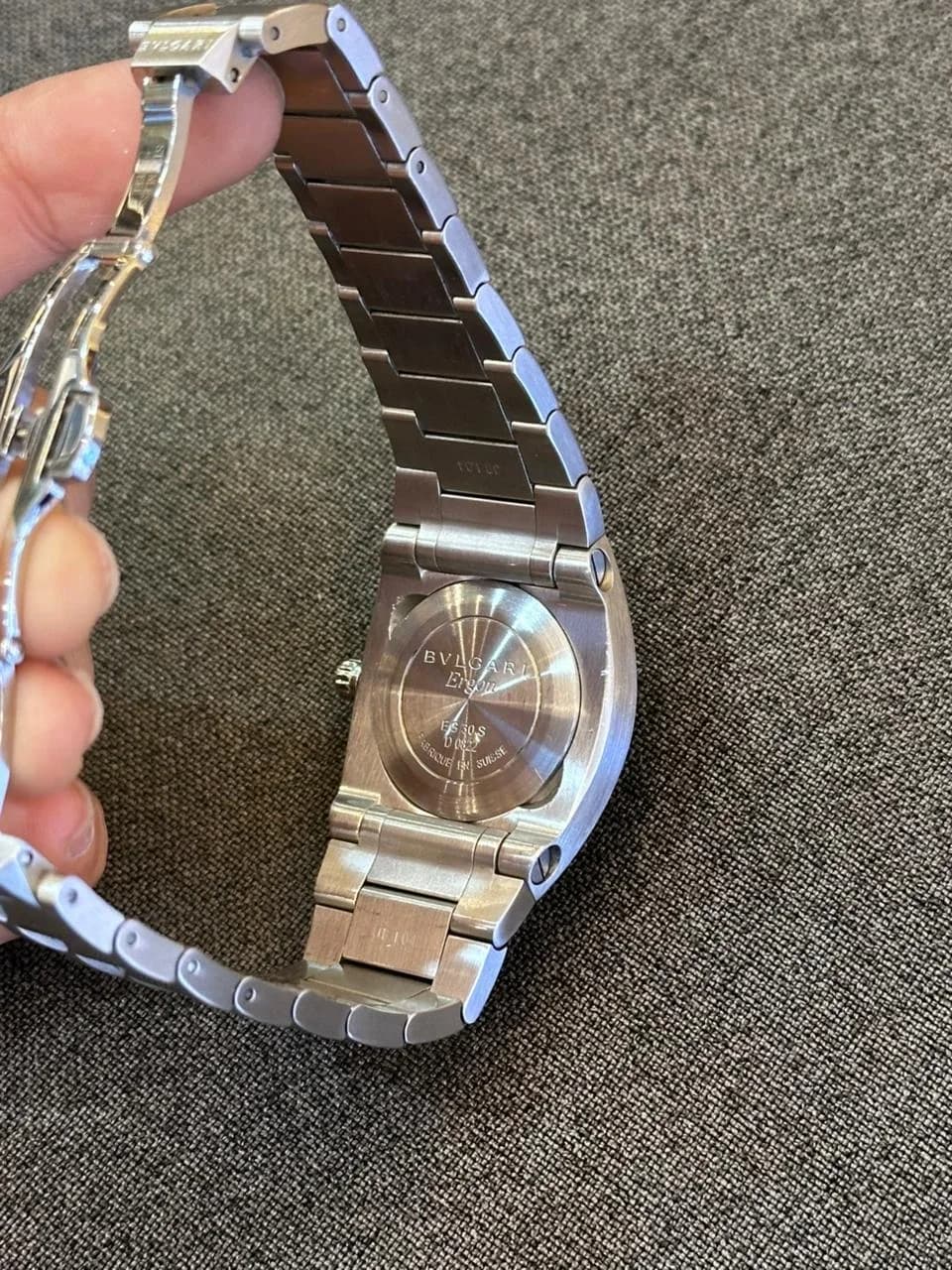 Thumb Ergon Quartz Stainless Steel