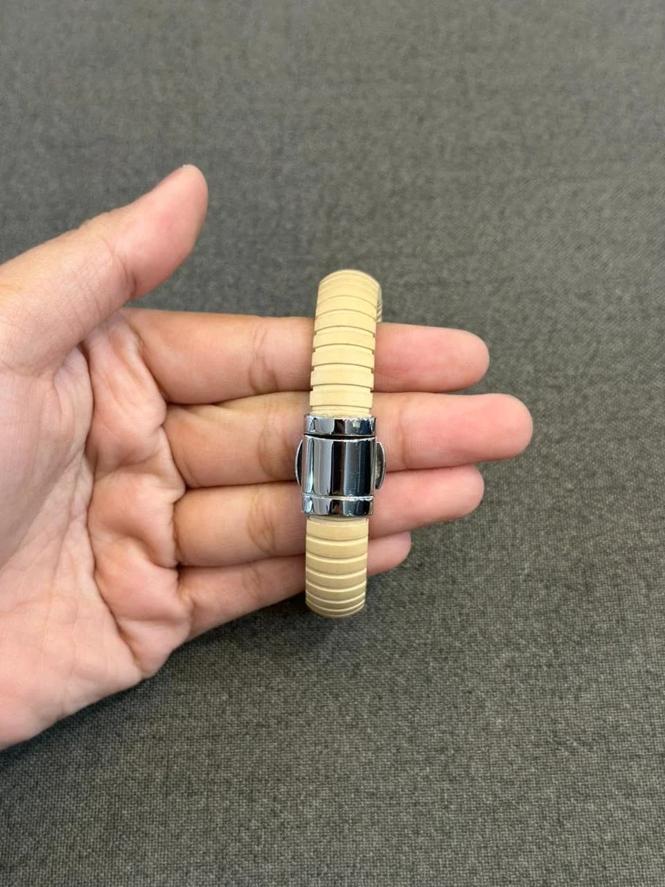 Thumb Massai Stainless Steel MOP / Rubber