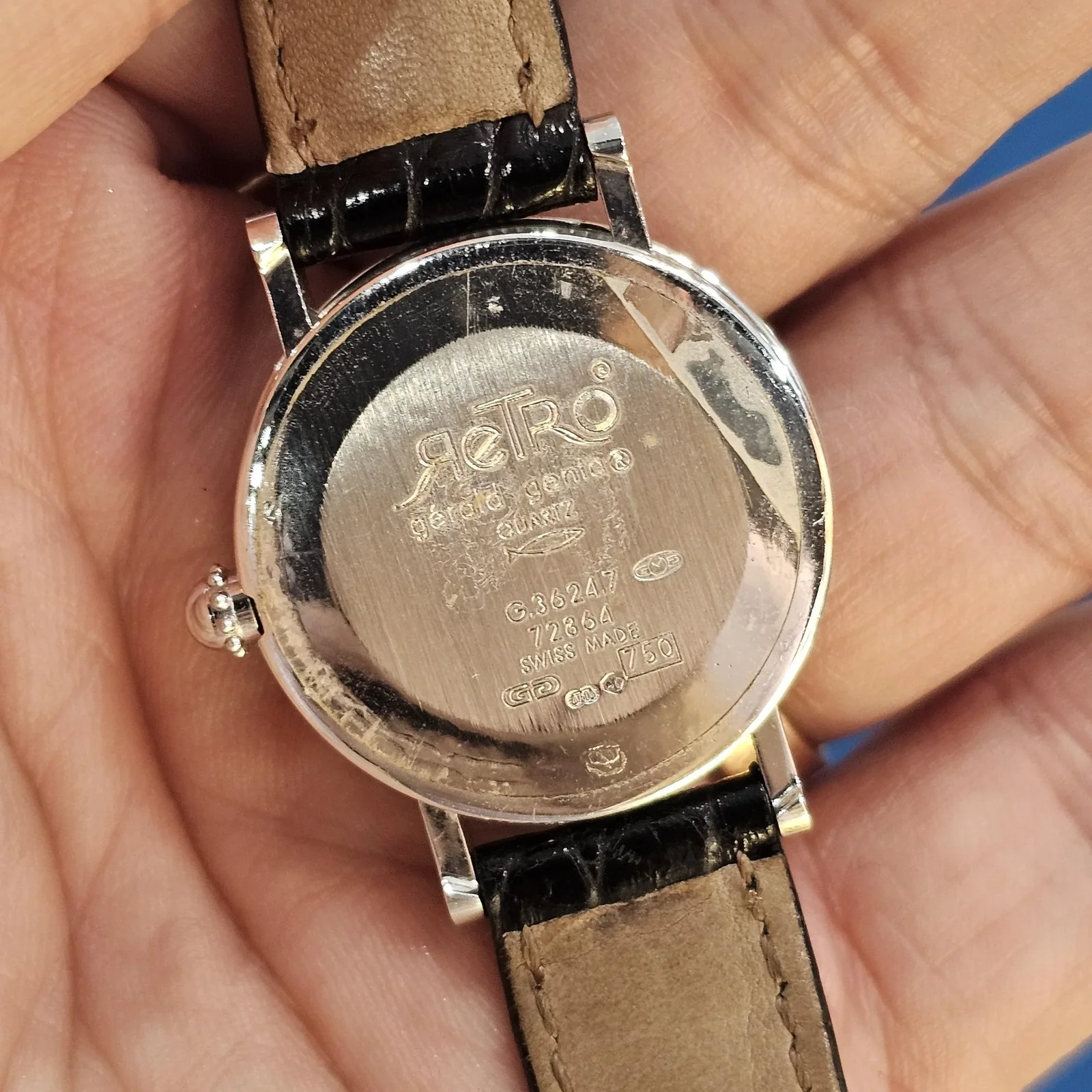 Thumb Retro Classic Jumping Hour Stainless Steel / Mother of Pearl