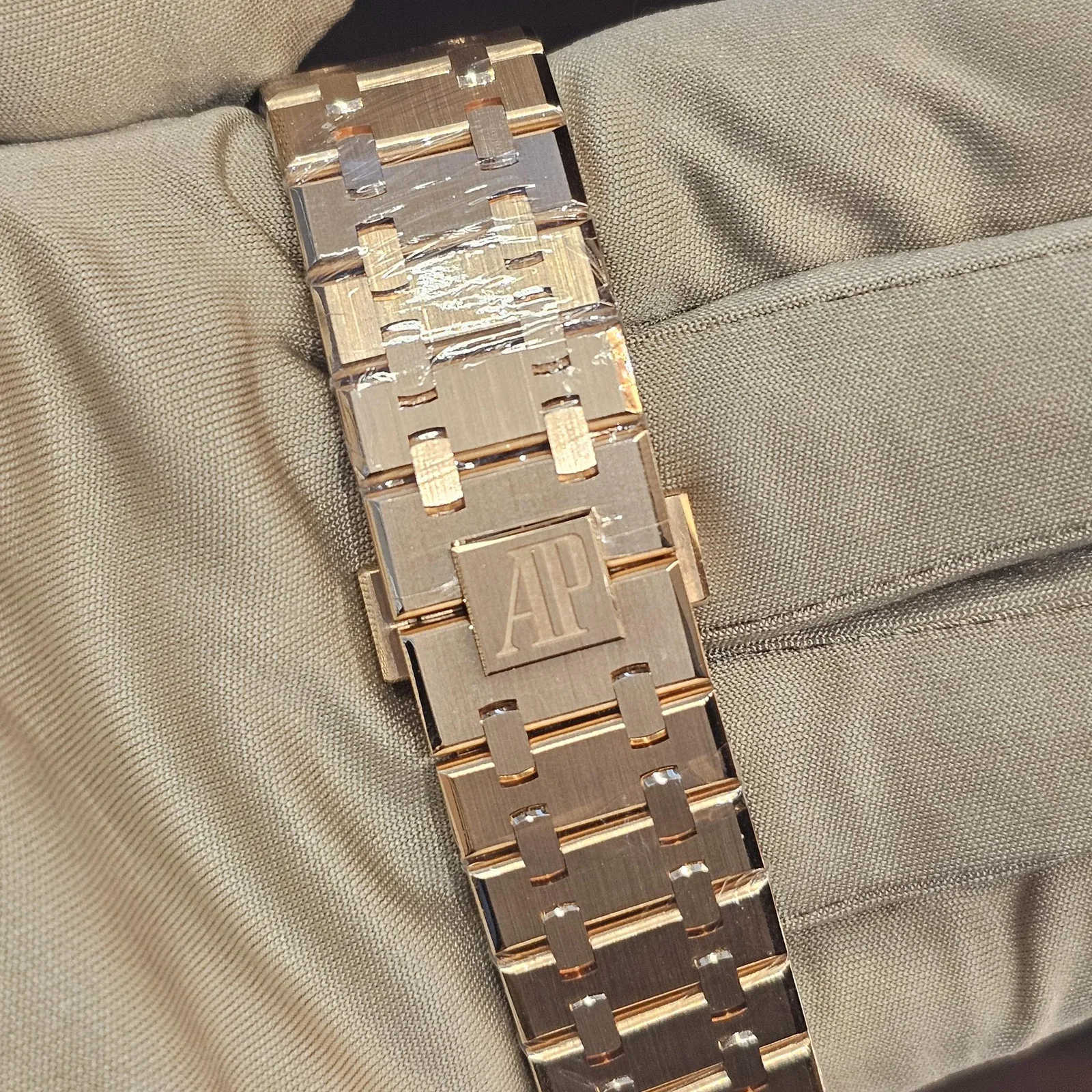Thumb Royal Oak Chronograph 41 Pink Gold / Green