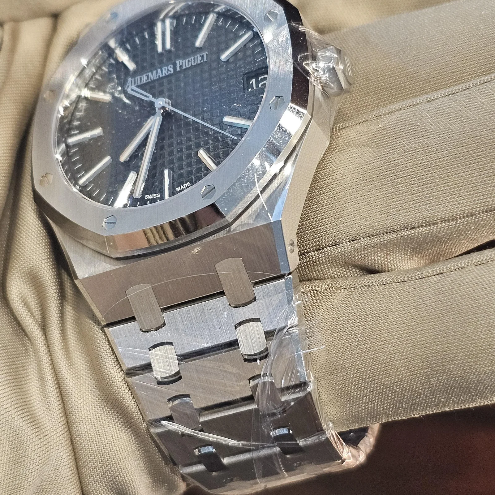 Thumb Royal Oak Selfwinding 41 Stainless Steel / Green
