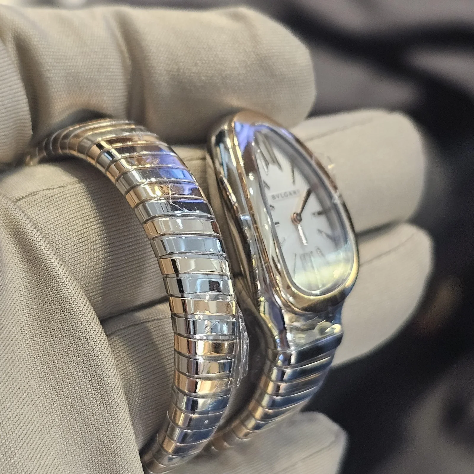 Thumb Serpenti Tubogas Stainless Steel - Rose Gold / White