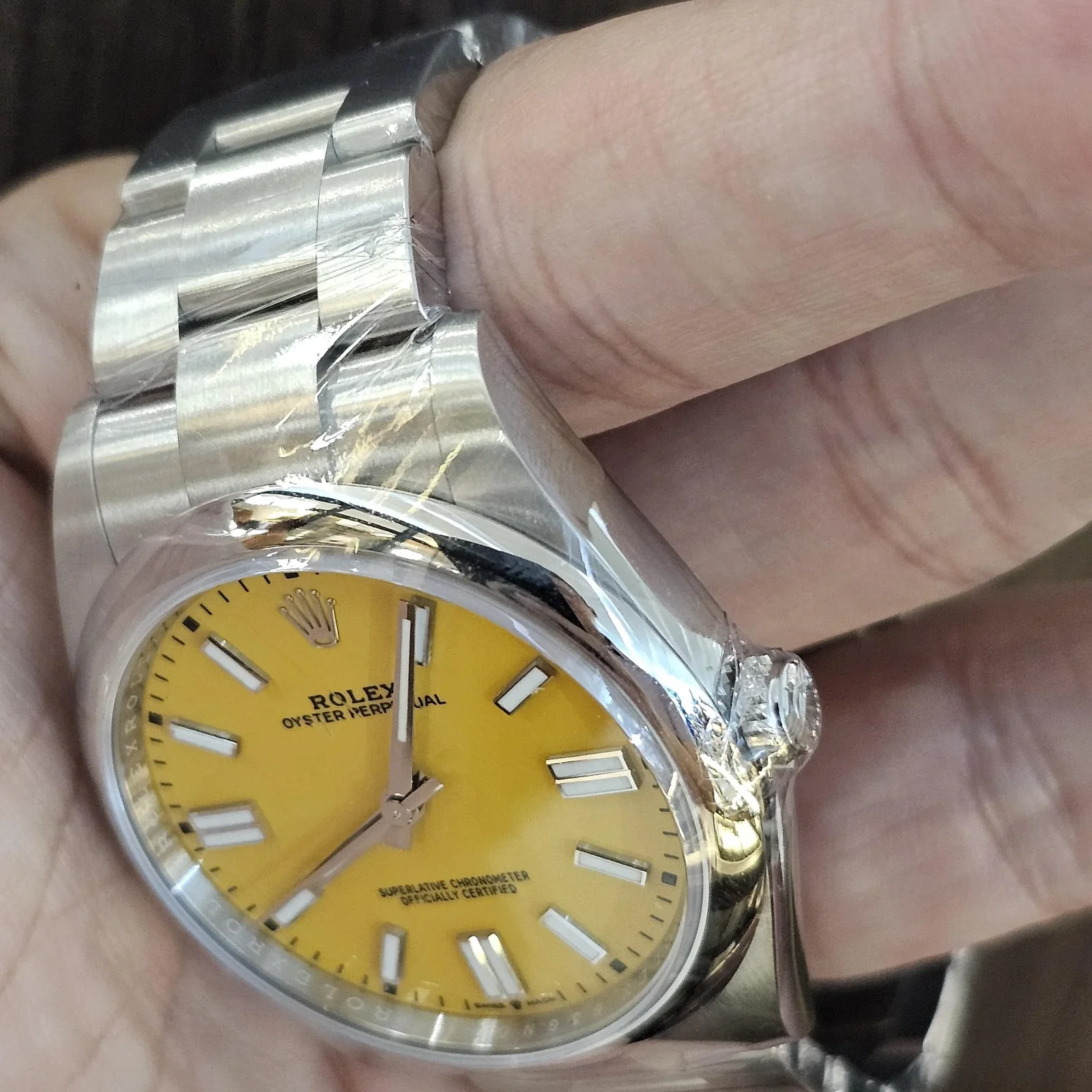 Thumb Oyster Perpetual 41 Stainless Steel / Yellow