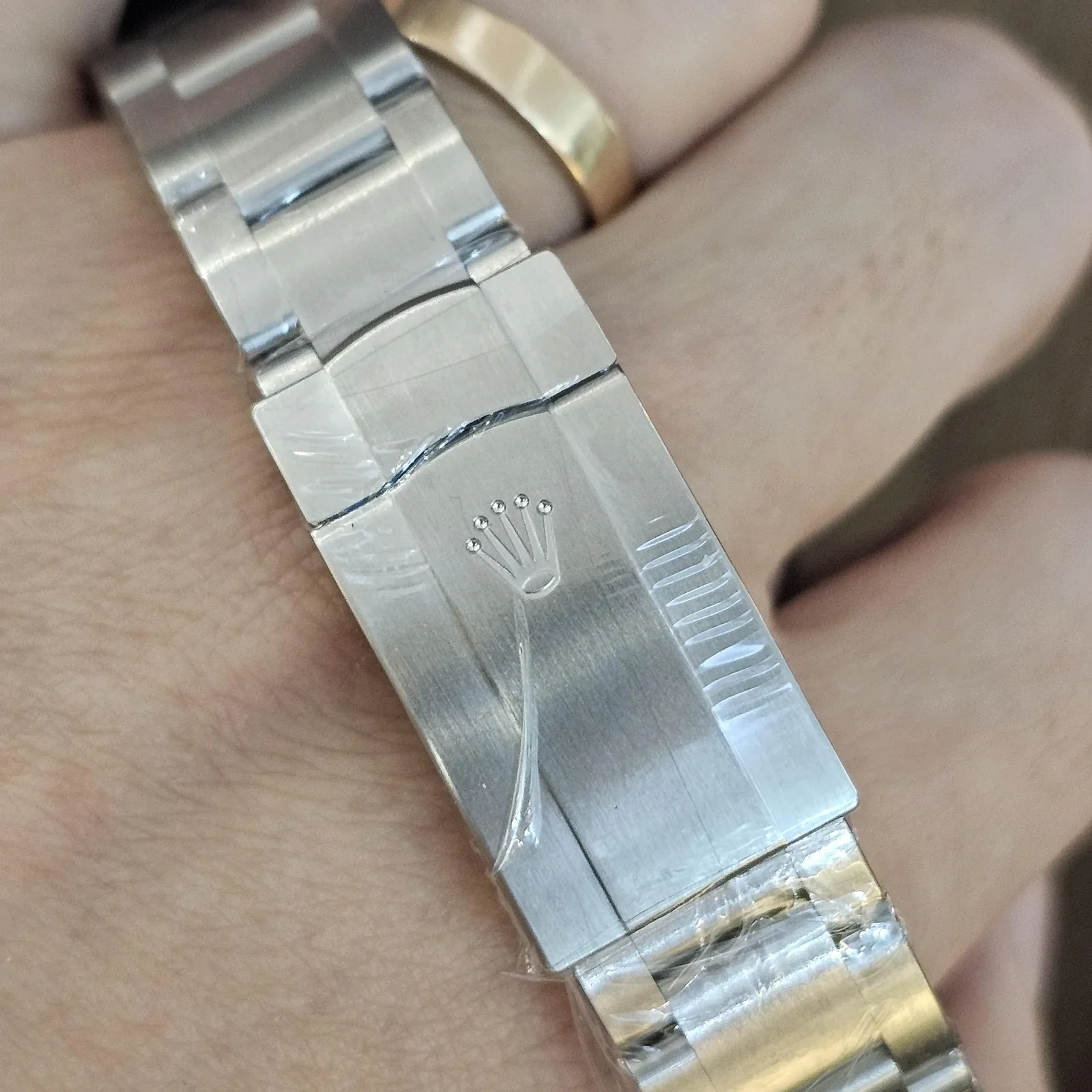Thumb Oyster Perpetual 41 Stainless Steel / Yellow