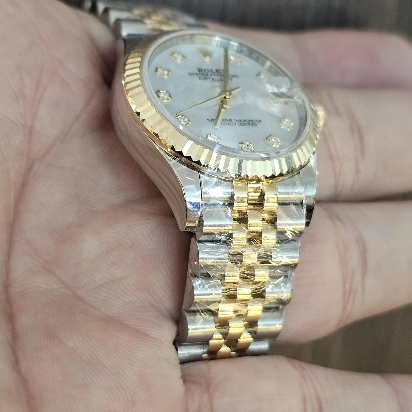Thumb Datejust 31 Stainless Steel / Yellow Gold / Fluted / MOP / Jubilee