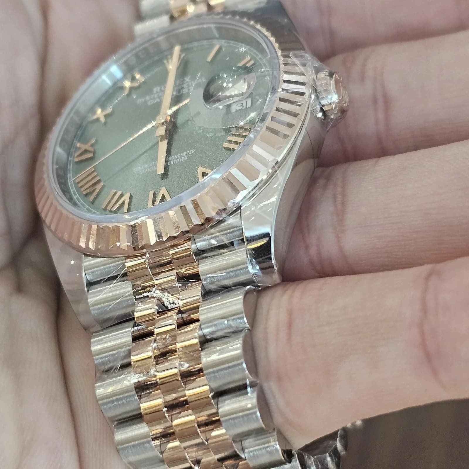 Thumb Datejust 41 Stainless Steel - Everose - Fluted / Mint Green Roman / Jubilee