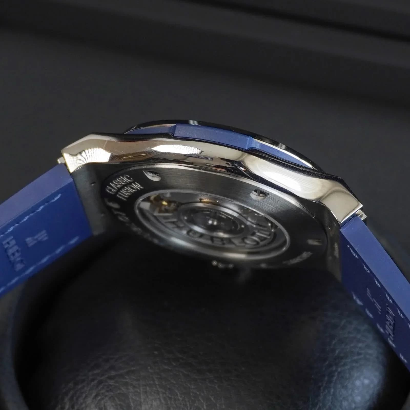 Thumb Classic Fusion 42 Titanium / Blue / Rubber