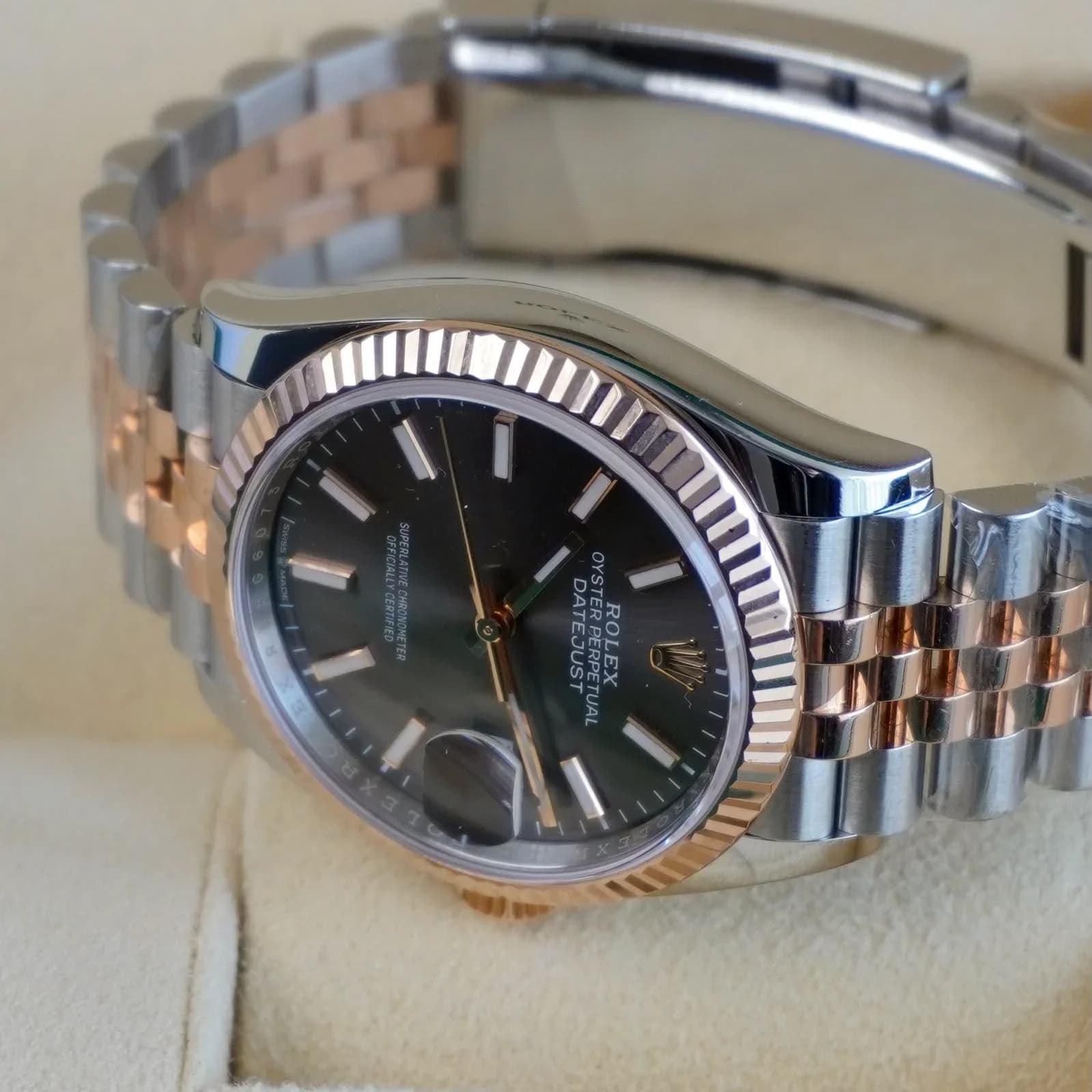 Thumb Datejust 36 Stainless Steel / Everose / Fluted / Slate / Jubilee