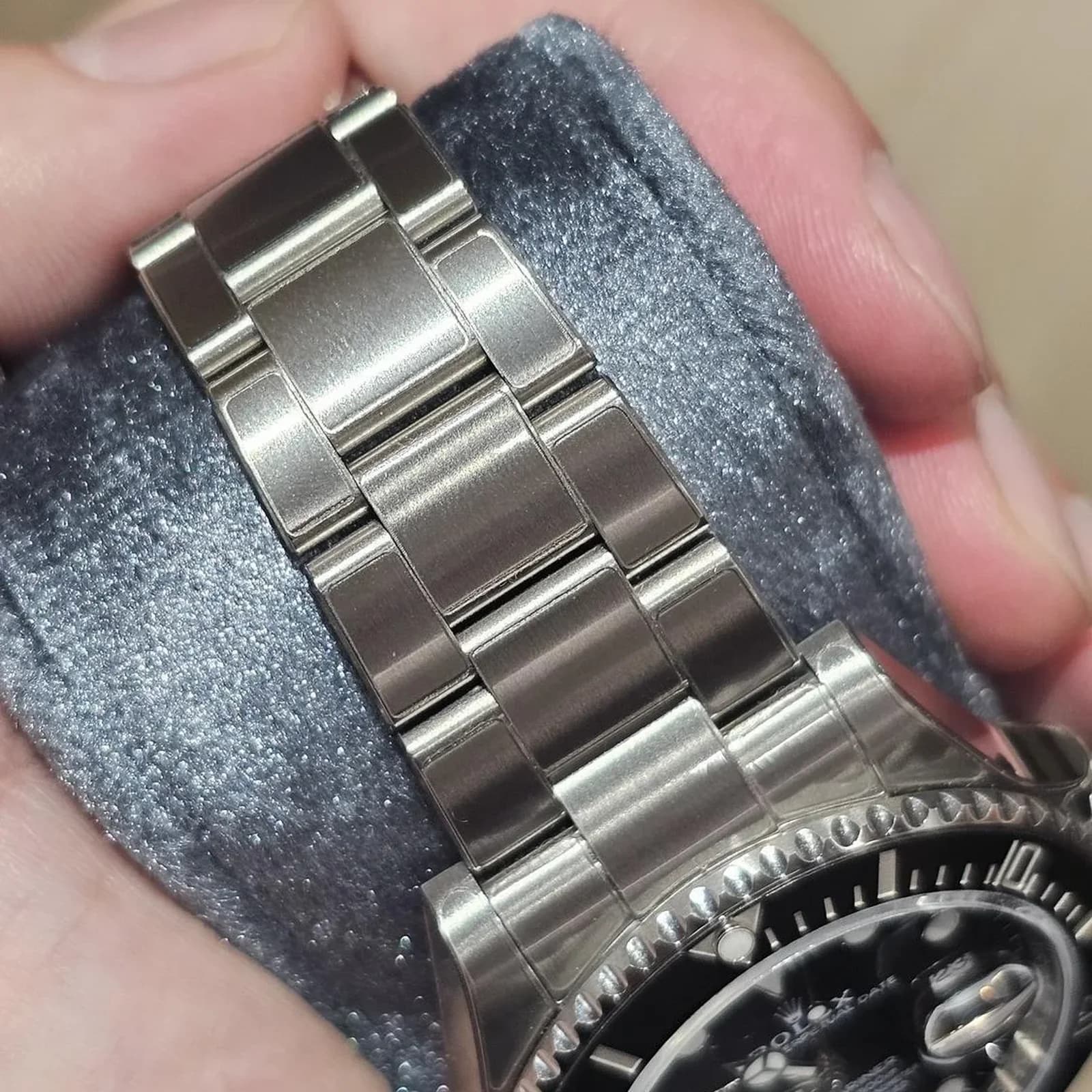 Thumb Submariner Date 41 Stainless Steel / Black / Cerachrom