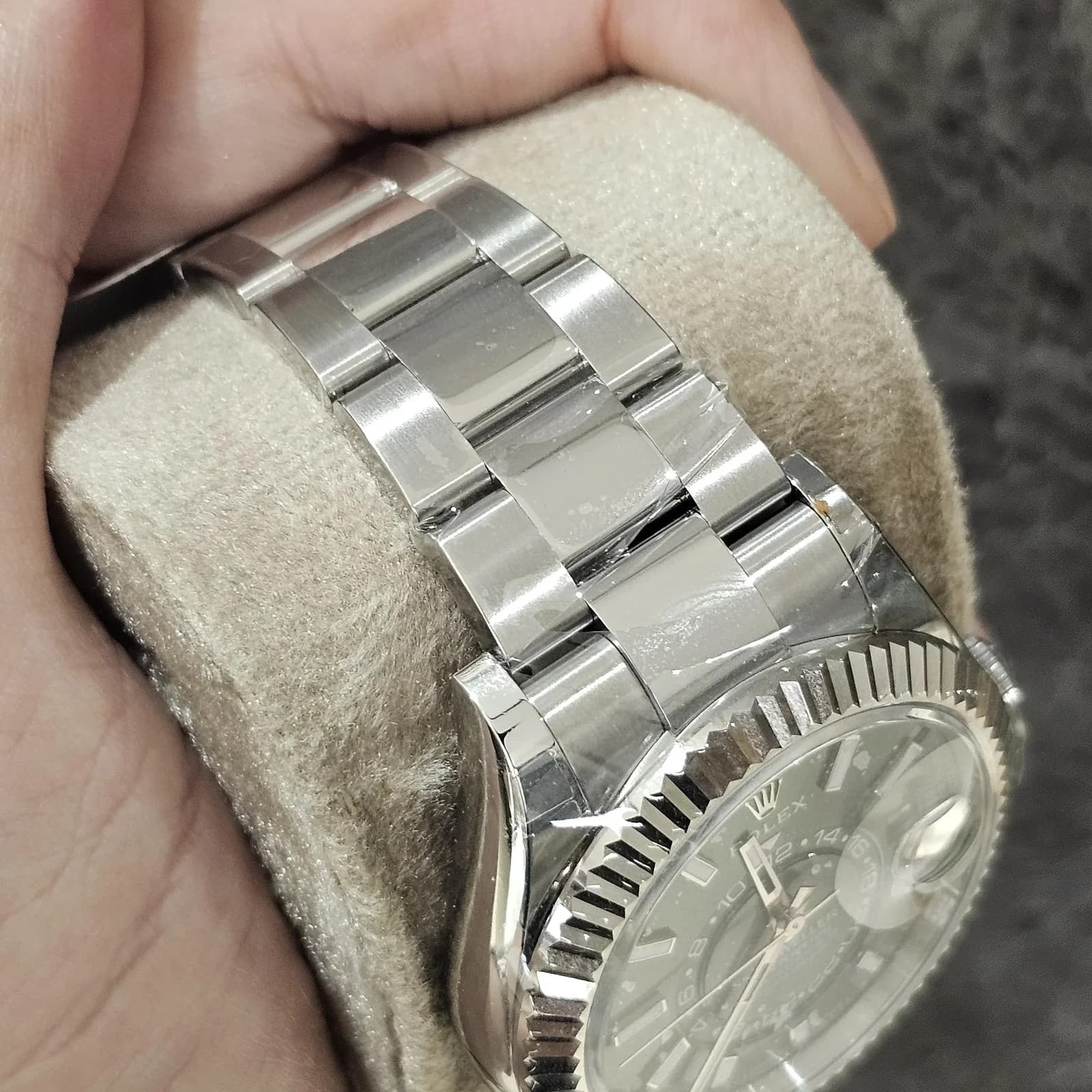 Thumb Sky-Dweller Stainless Steel - White Gold / Green / Oyster