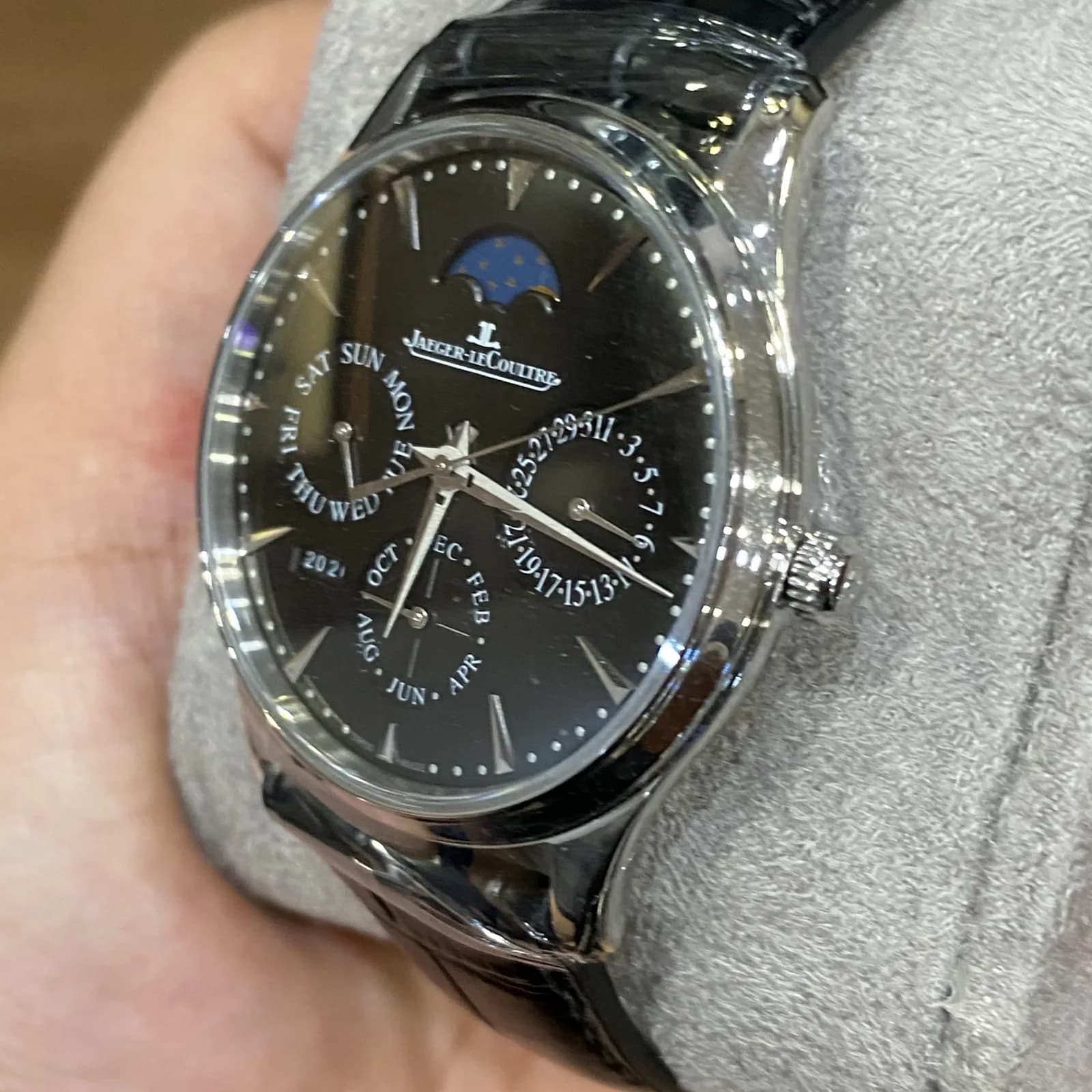 Thumb Master Ultra Thin Perpetual Stainless Steel / Black / Alligator