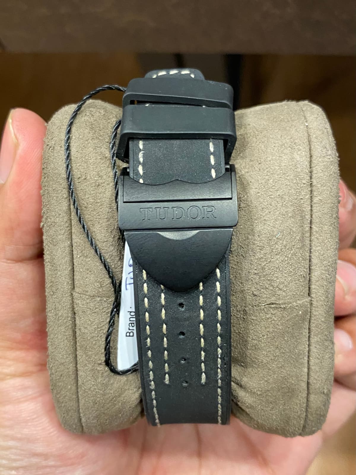 Thumb Black Bay Ceramic