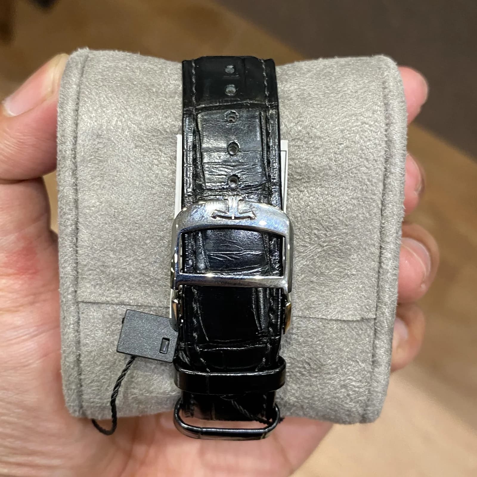 Thumb Master Ultra Thin Moon Stainless Steel / Black / Alligator
