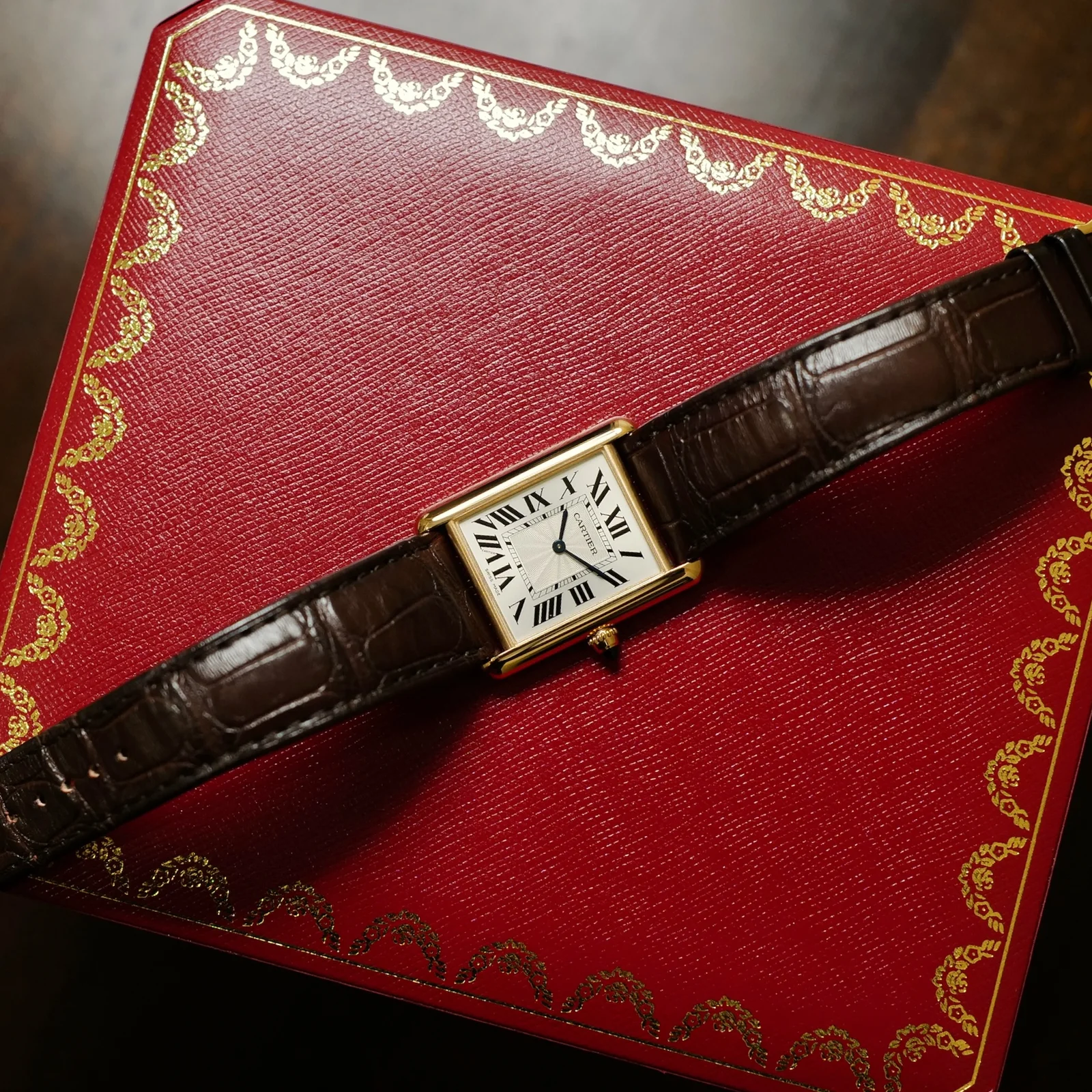 Thumb Tank Louis Cartier Large Manual Rose Gold / Silver