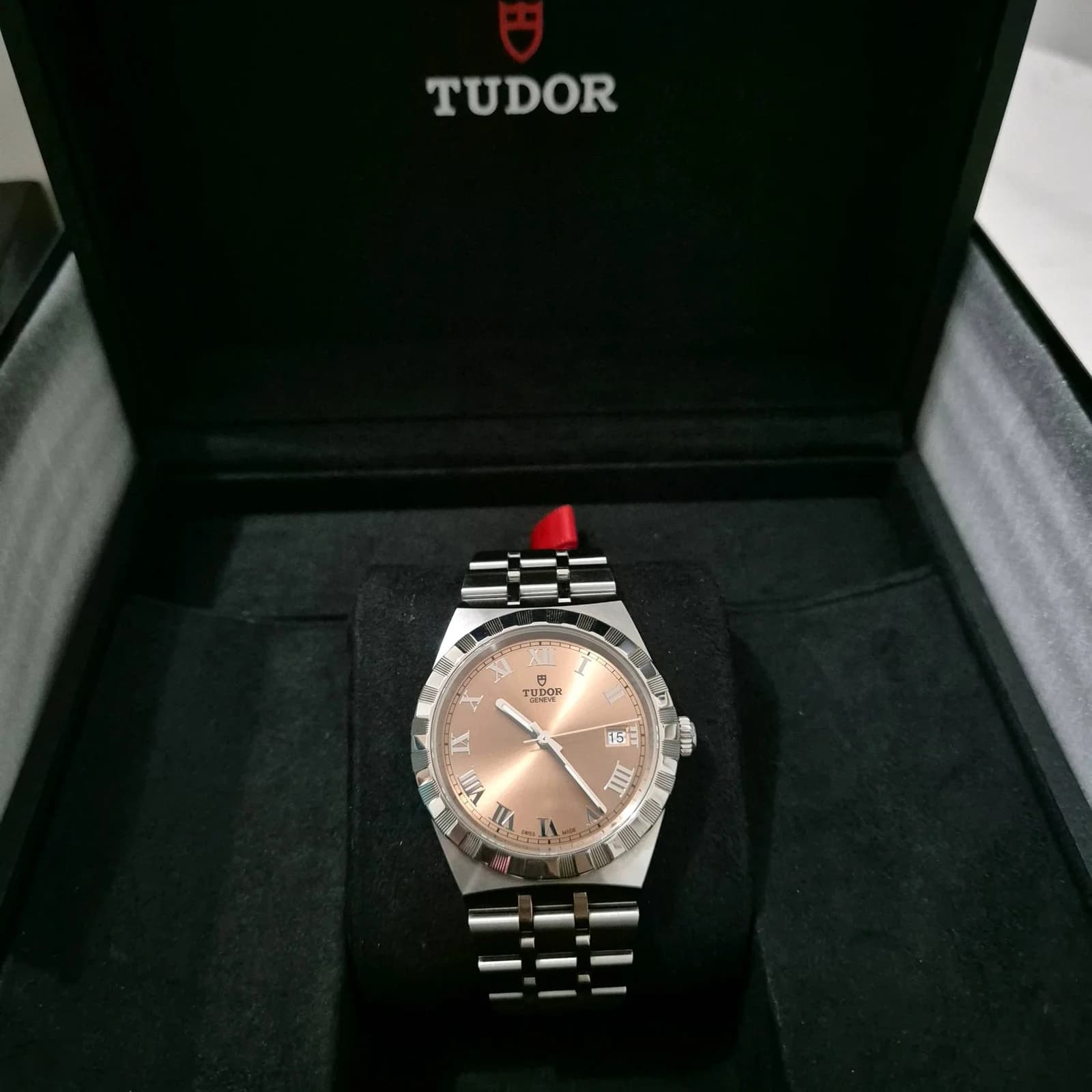 Thumb Royal Date 38 Stainless Steel / Salmon - Roman