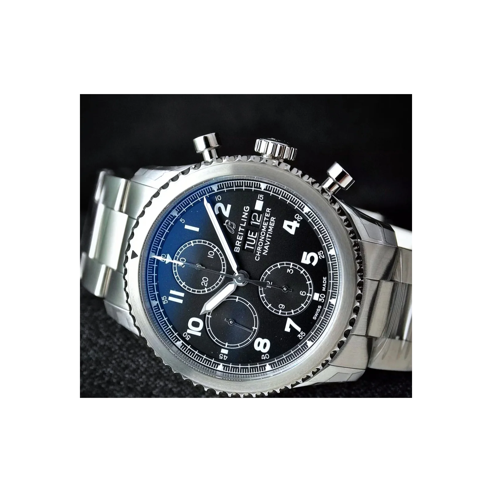 Thumb Aviator 8 Chronograph 43 Stainless Steel / Black / Bracelet