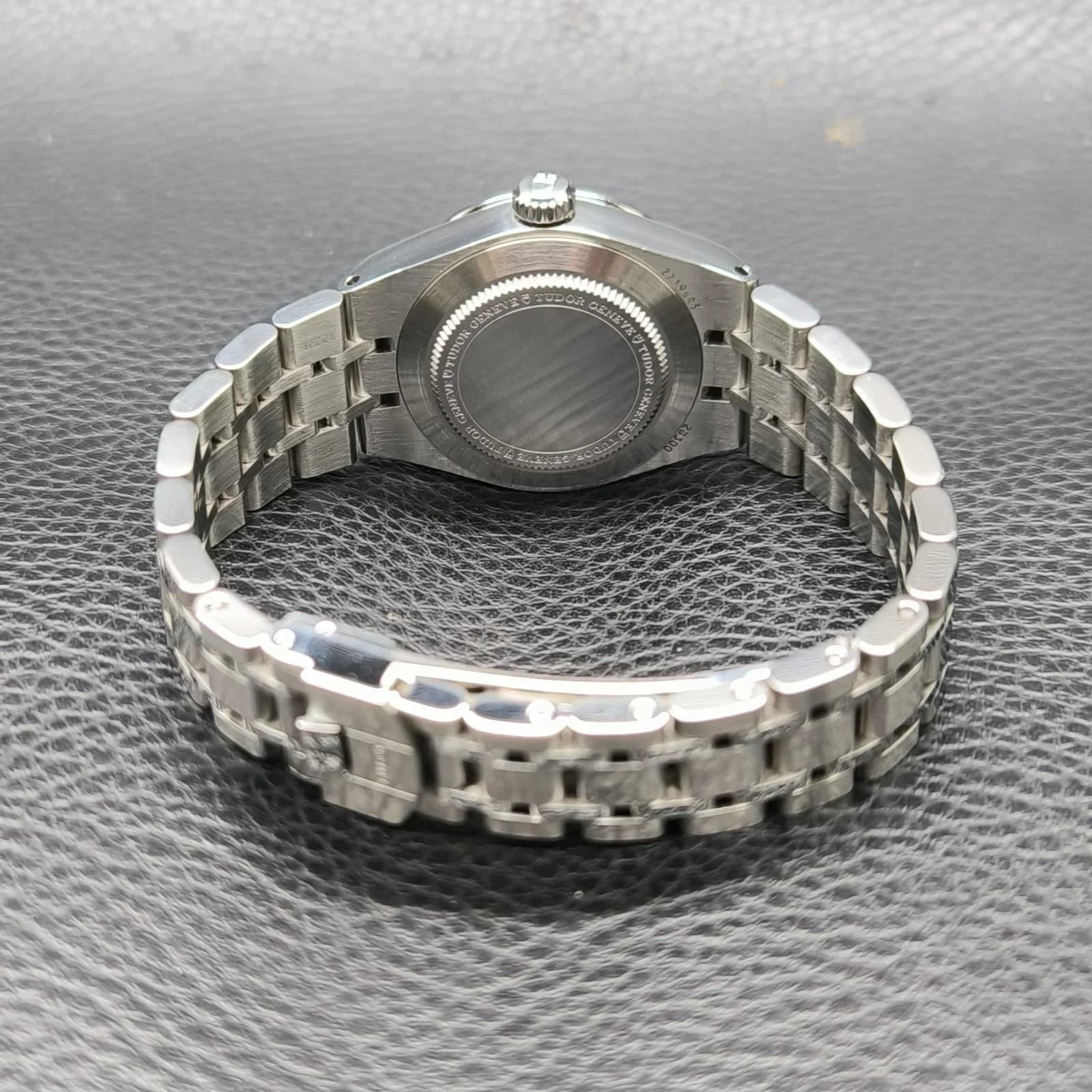 Thumb Royal Date 28 Stainless Steel / Blue - Roman
