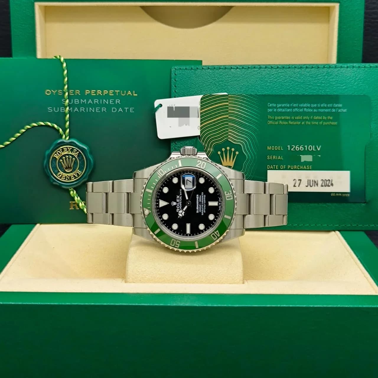 Thumb Submariner Date 41 Stainless Steel / Black / Green Cerachrom