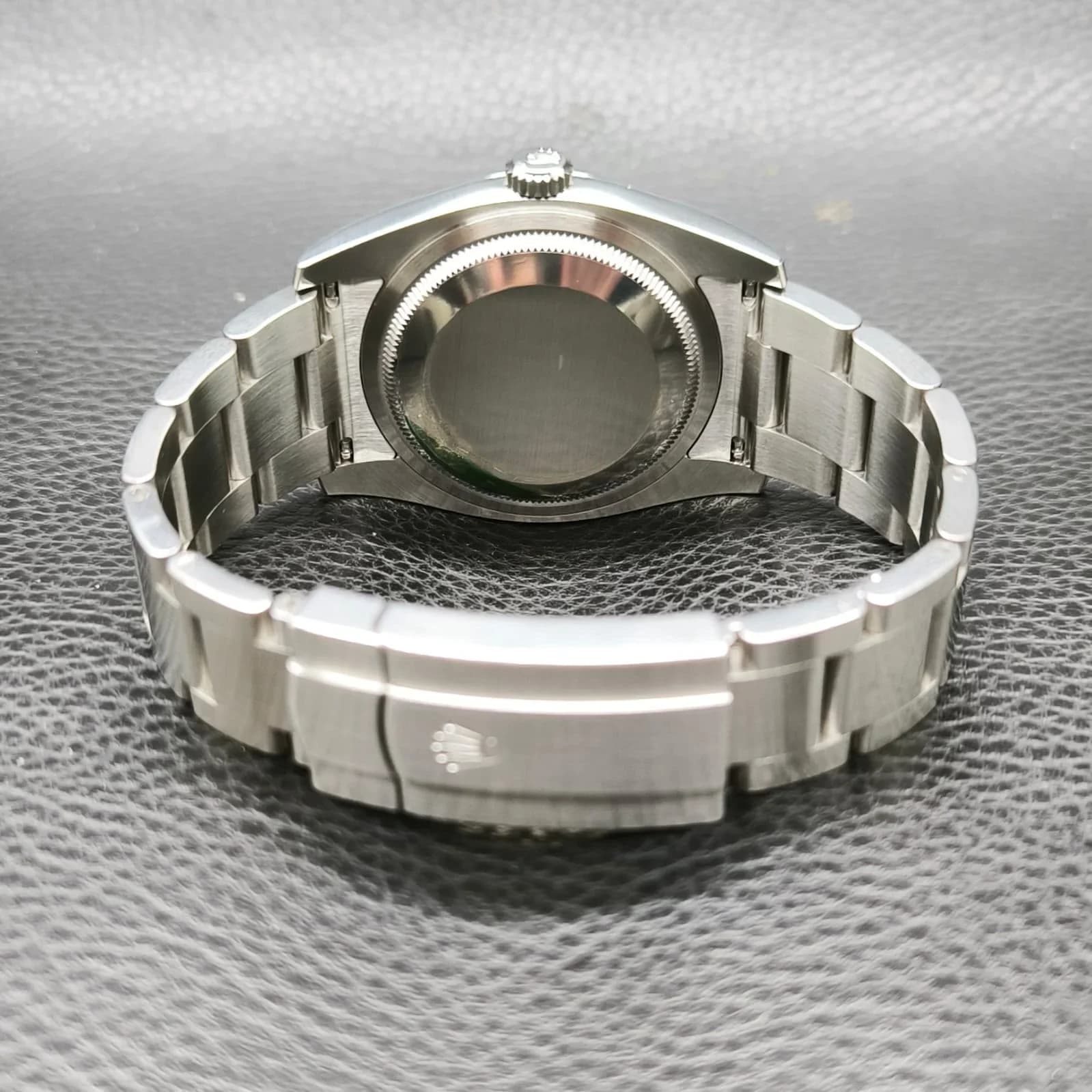 Thumb Oyster Perpetual 36 White Grape