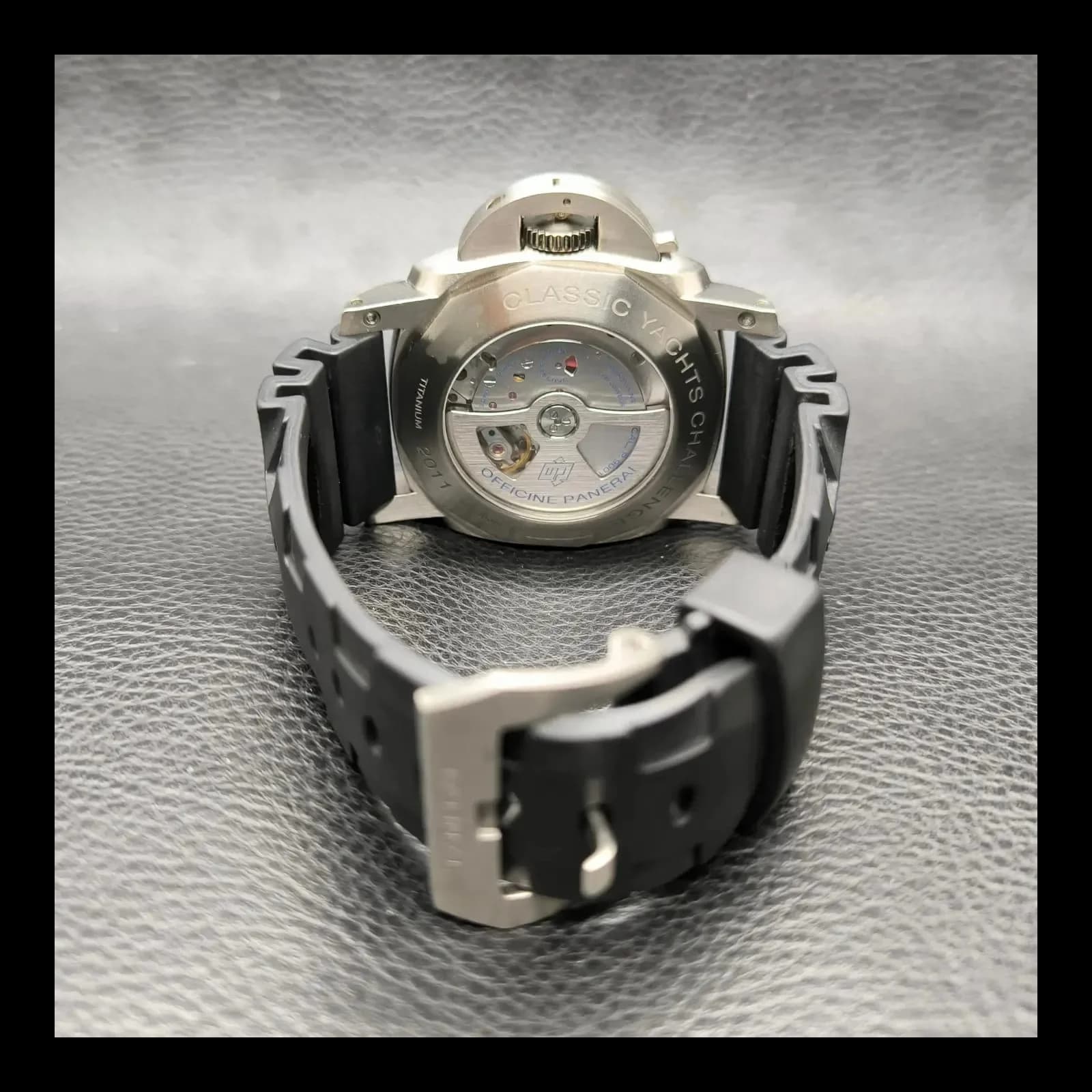 Thumb Luminor Submersible 1950 Regatta 3 Days GMT Automatic Titanio