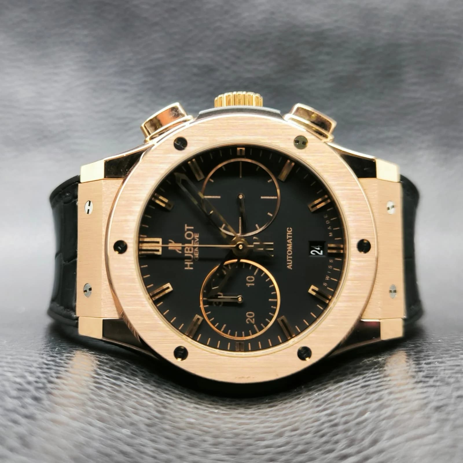 Thumb Classic Fusion 42 Chronograph King Gold / Black / Rubber