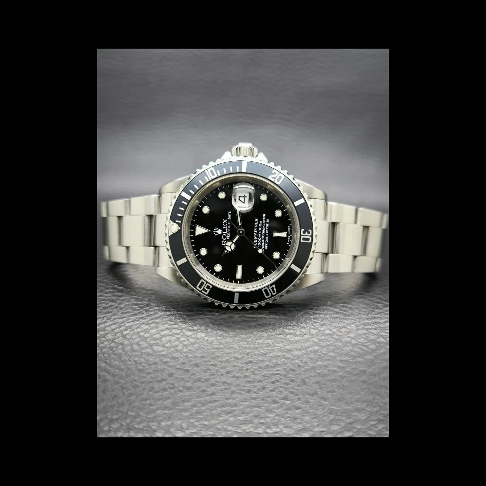 Thumb Submariner Date 16610 SuperLuminova