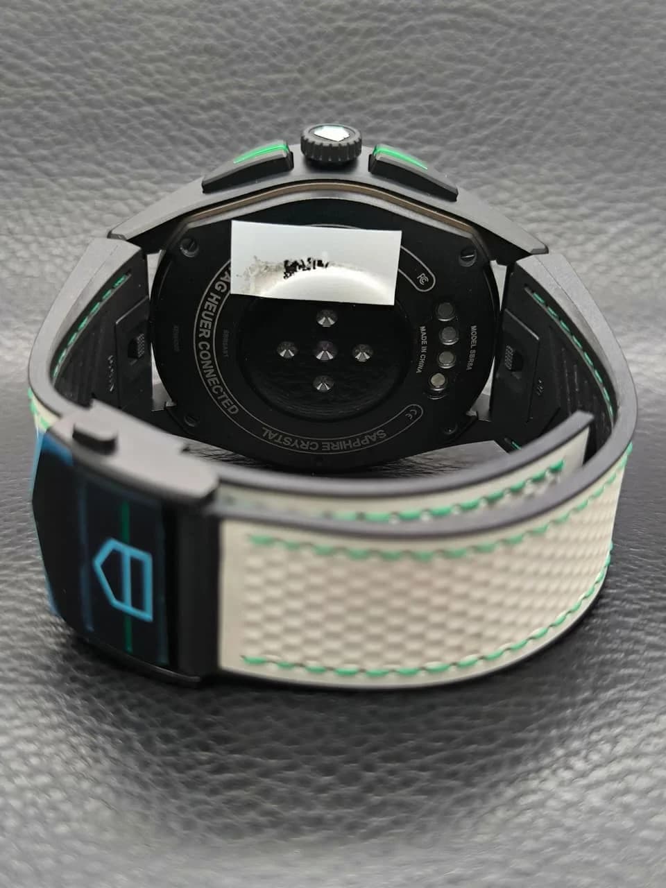Thumb Connected Calibre E4 Golf Edition