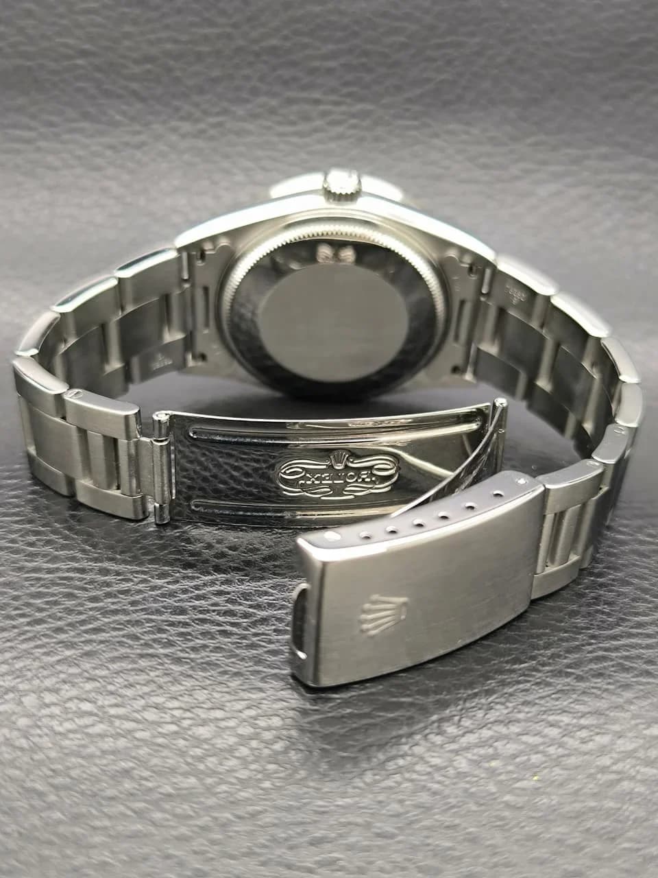 Thumb Air-King Precision Black Dial