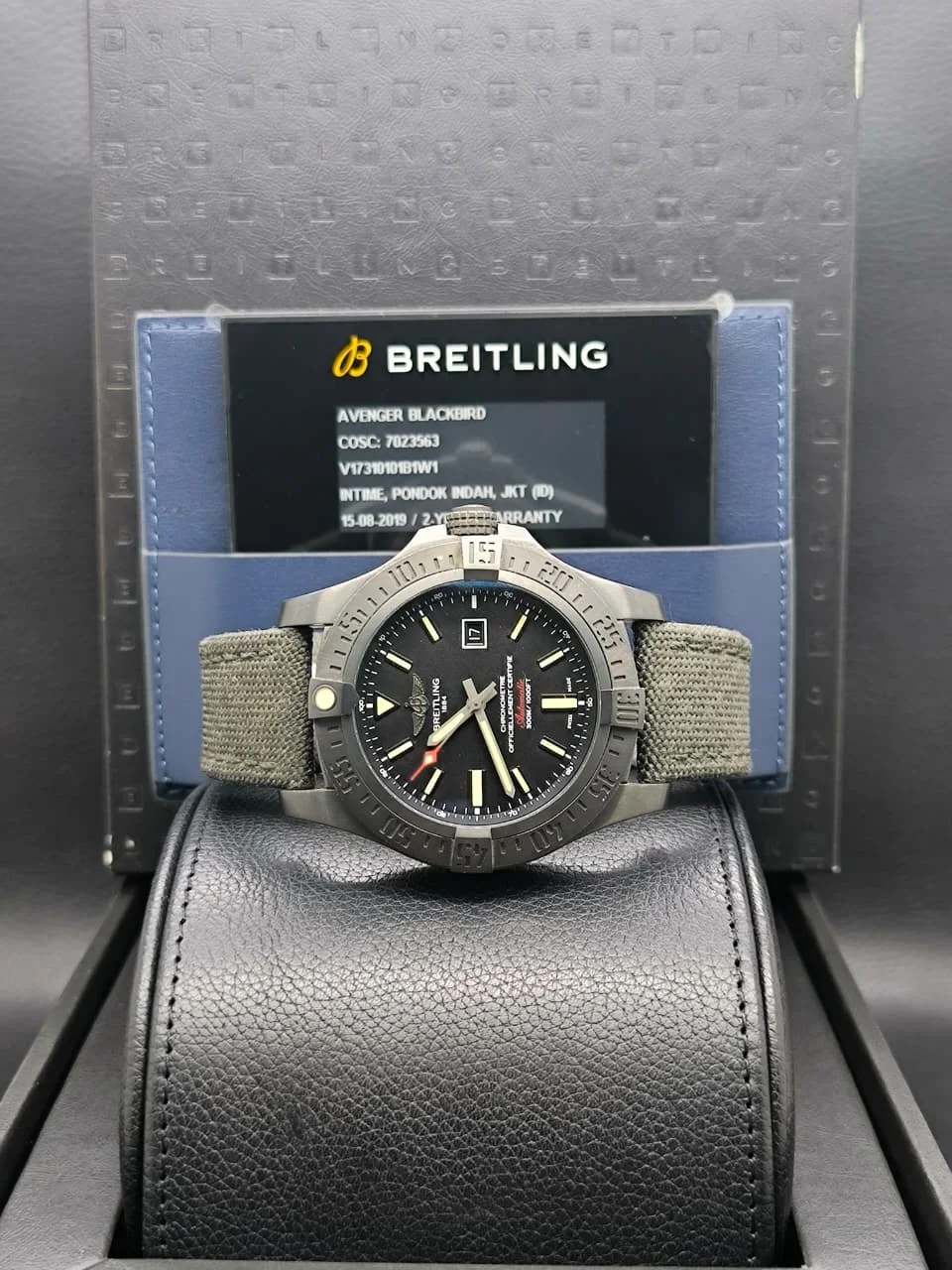 Thumb Avenger Blackbird 48 Black Titanium / Volcano Black / Military / Pin
