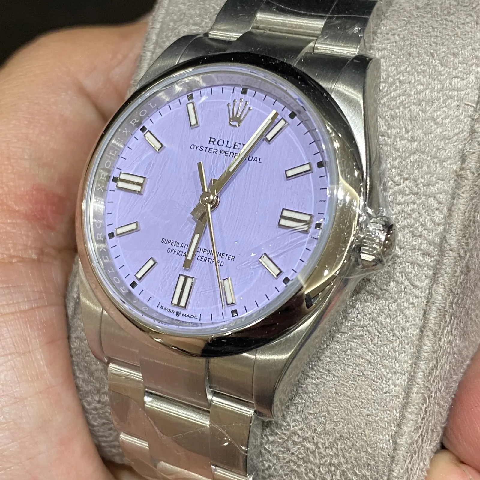 Thumb Oyster Perpetual 36 Stainless Steel / Lavender