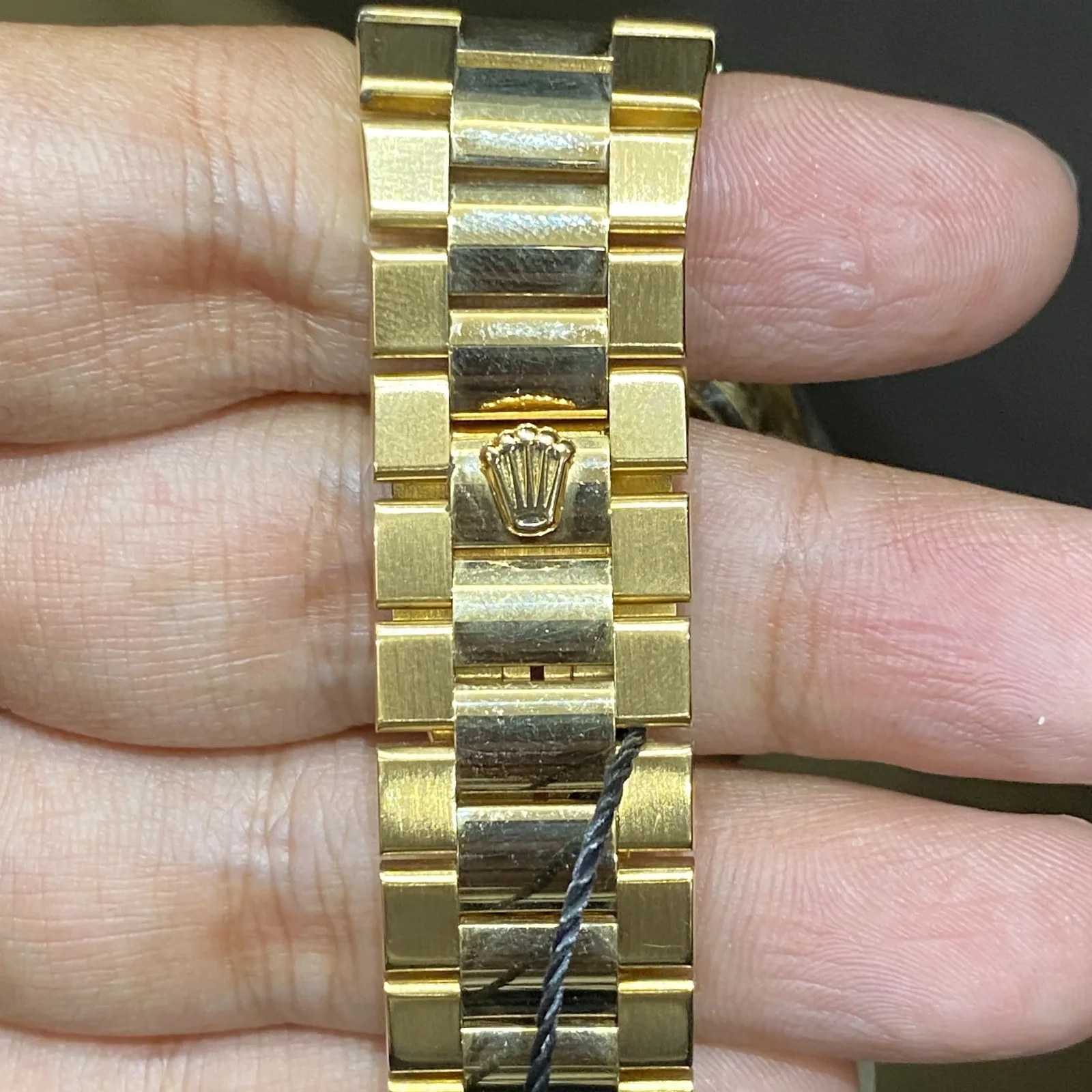 Thumb Day-Date Oysterquartz