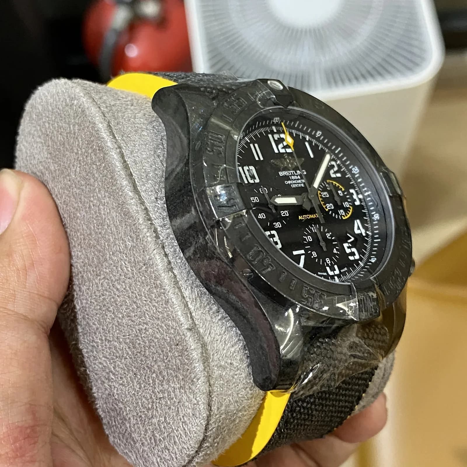 Thumb Avenger Hurricane 45 Breitlight / Volcano Black / Military Rubber / Folding