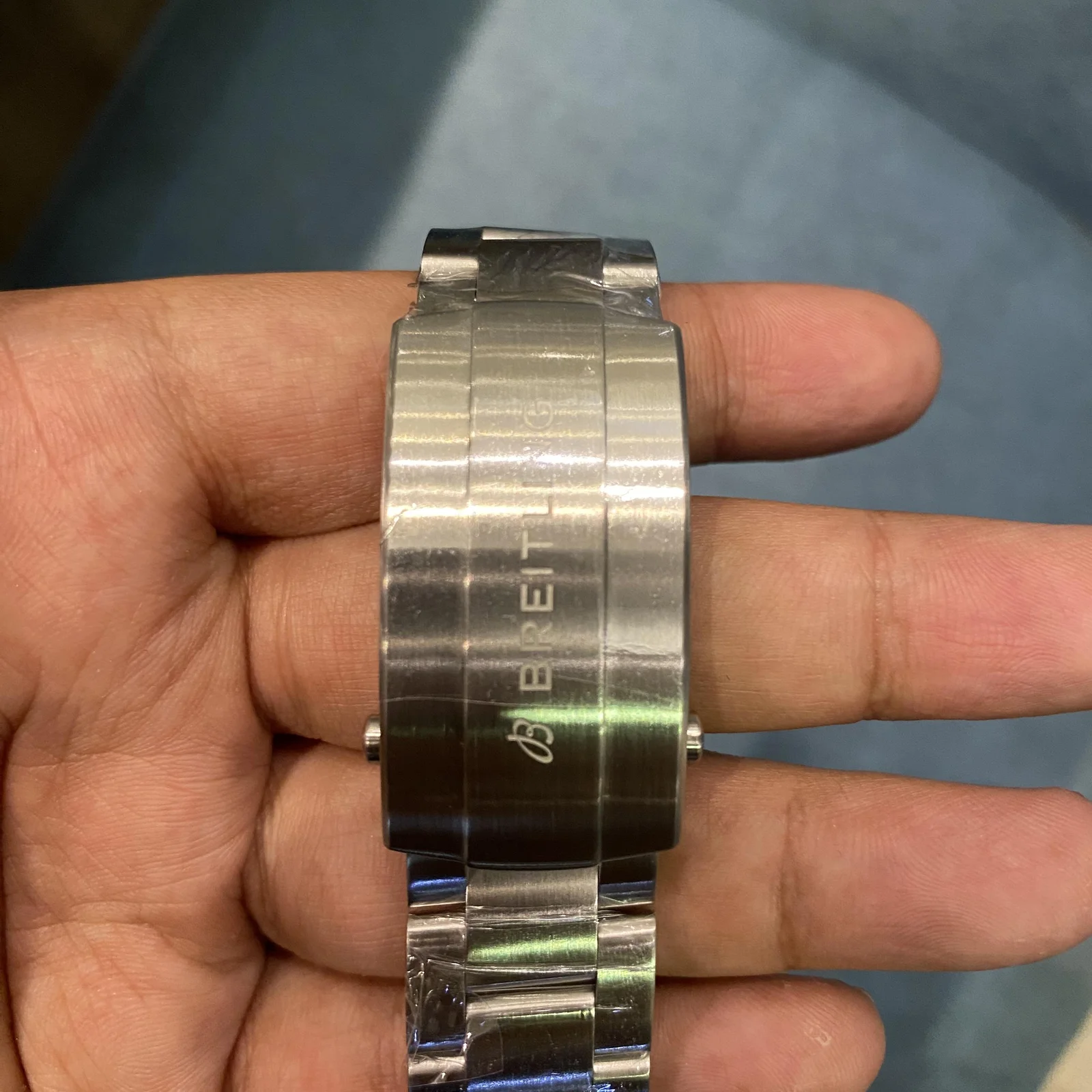 Thumb Avenger Automatic 42 / Green / Stainless Steel