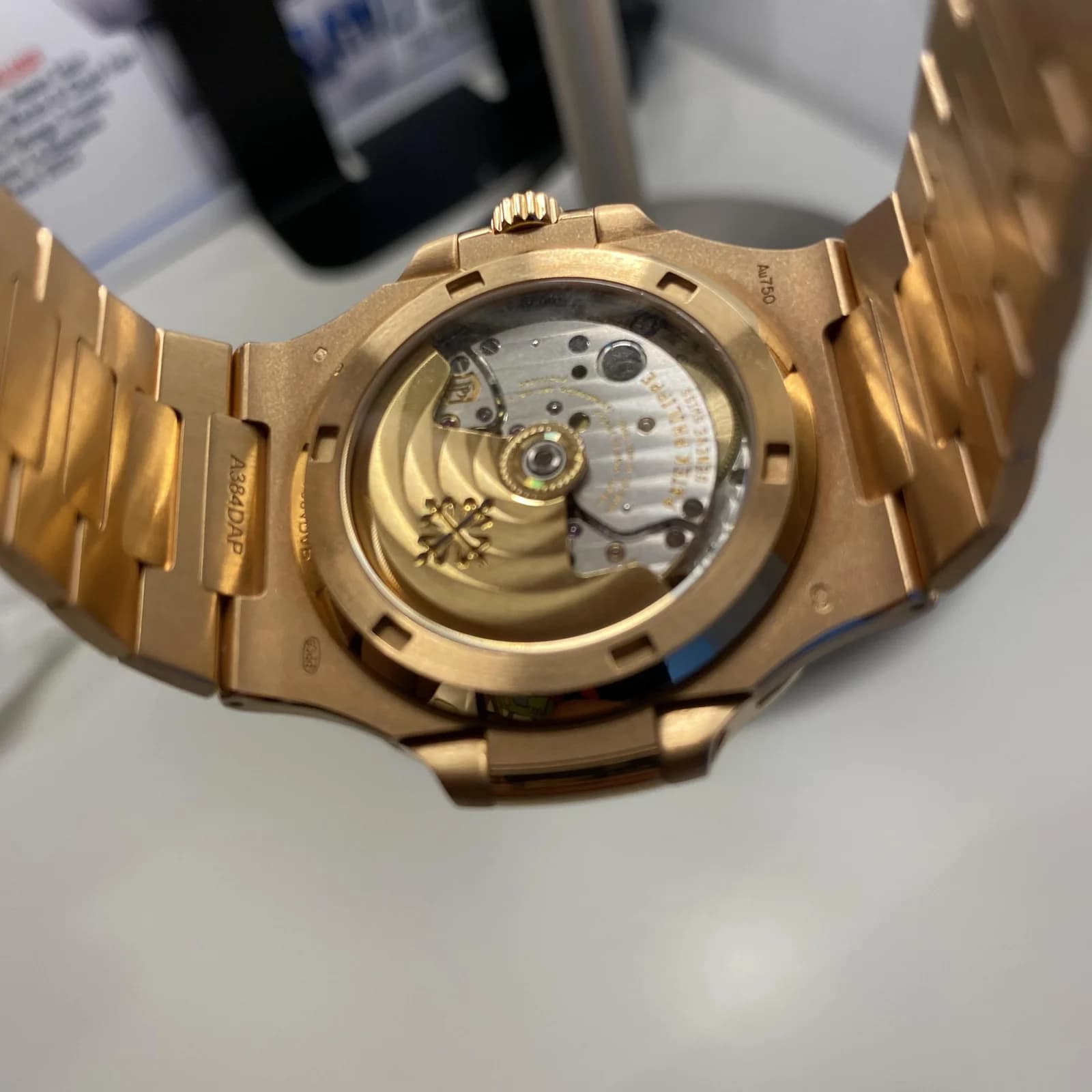 Thumb Nautilus 5711R Brown