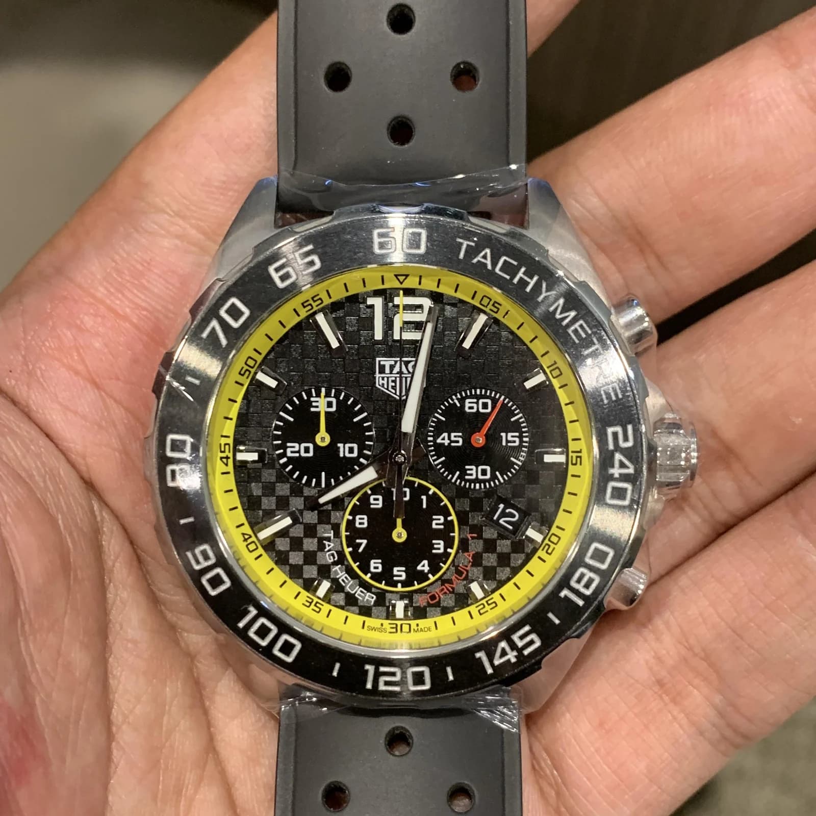 Thumb Formula 1 Chronograph Quartz Stainless Steel / Carbon - Yellow / Bracelet